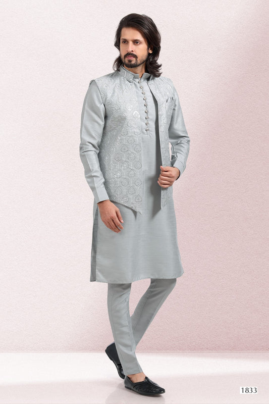 Men's Kurta Pajama with Jacket - Royal Madhubani